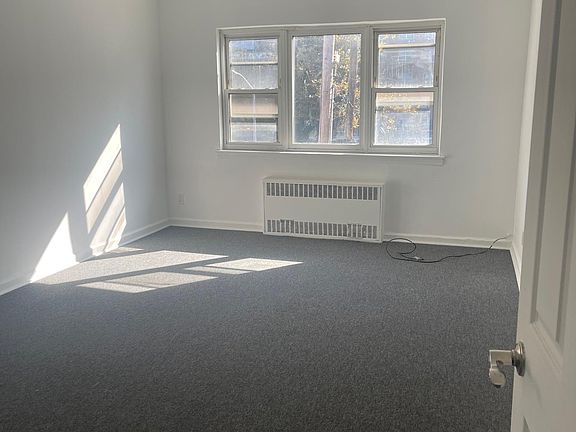 2nd image of 13905 Franklin Ave Floor 3