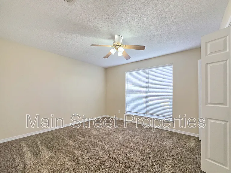1057 Freeboard Blvd — Photo 21