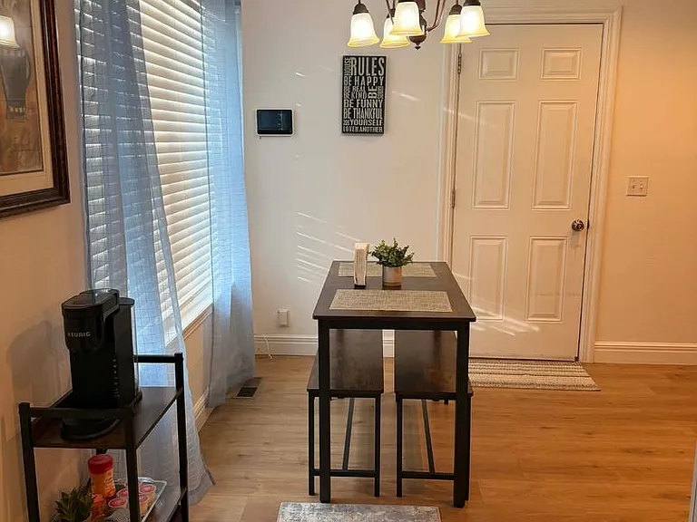 2121 Kentucky Ave — Photo 6