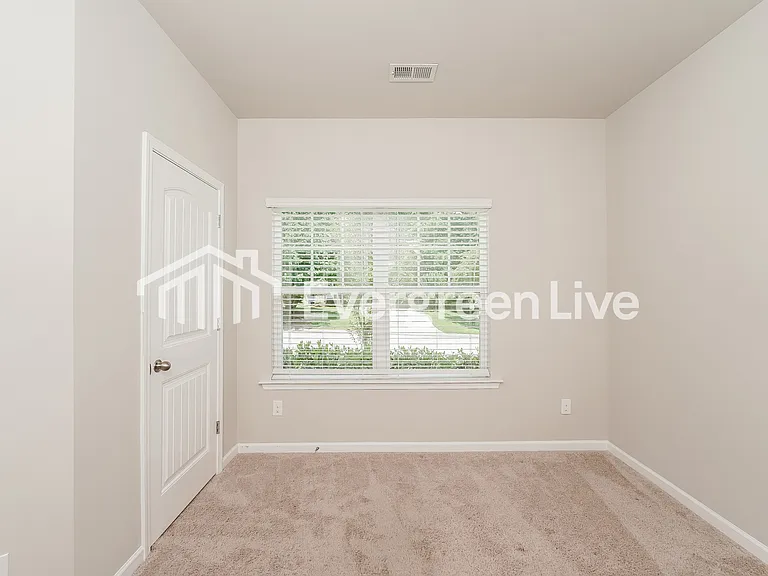 4140 Overlook Cir — Photo 13