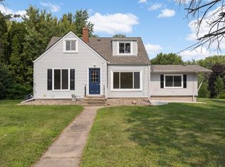 7372 Stillwater Blvd N, Oakdale, MN 55128