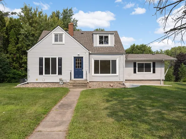 7372 Stillwater Blvd N, Oakdale, MN 55128