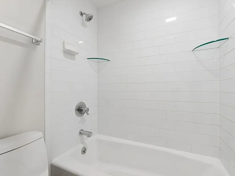 3000 Colorado Ave #117E — Photo 17
