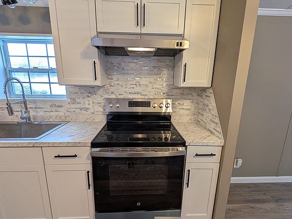 Electric Stove with exhaust