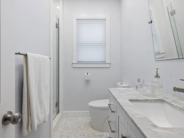 255 Sunset Ave — Photo 18