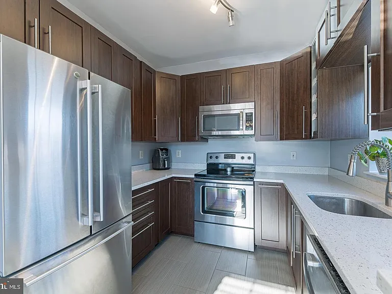 4550 Strutfield Ln #2117 — Photo 6