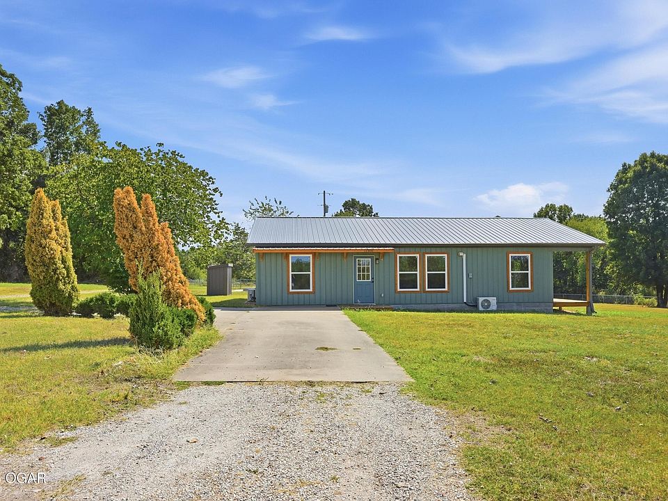1st image of 11905 Opal Ln
