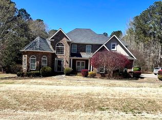 2973 Red Fox Dr, Haddock, GA 31033