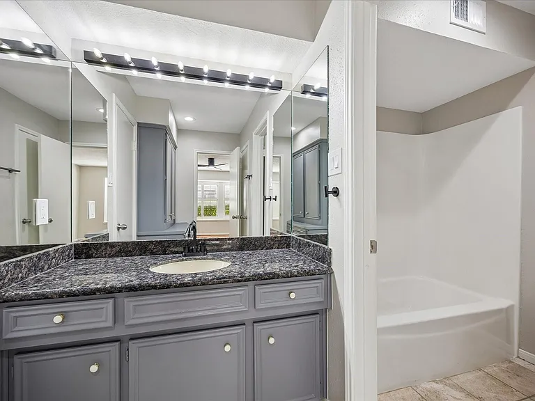 727 Bunker Hill Rd #12 — Photo 13