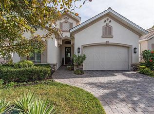 1493 Serrano Cir, Naples, FL 34105