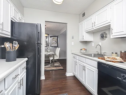 Embarcadero Club Apartments Photo 1