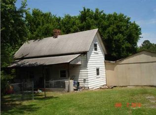 604 Davis Rd, Chickamauga, GA 30707