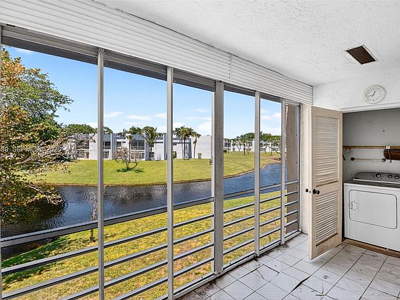 3rd image of 2901 Fiore Way #2020