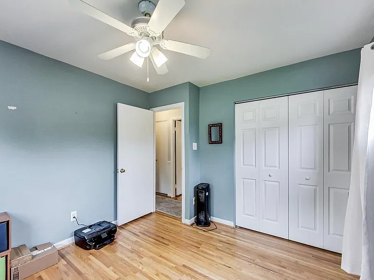 4704 Lance Ct — Photo 29