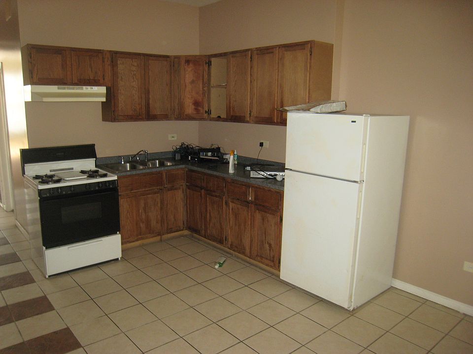 1st image of 1520 S Komensky Ave APT 3