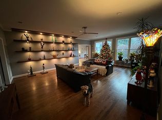 1801 Larkspur Ln, Hillsborough, NC 27278