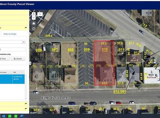 230 E McCasland Ave, East Alton, IL 62024