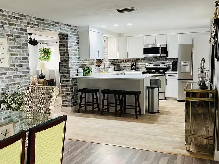 4004 Baden Dr — Photo 19