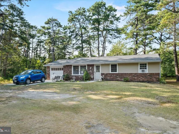 39 Sepulga Dr, Browns Mills, NJ 08015