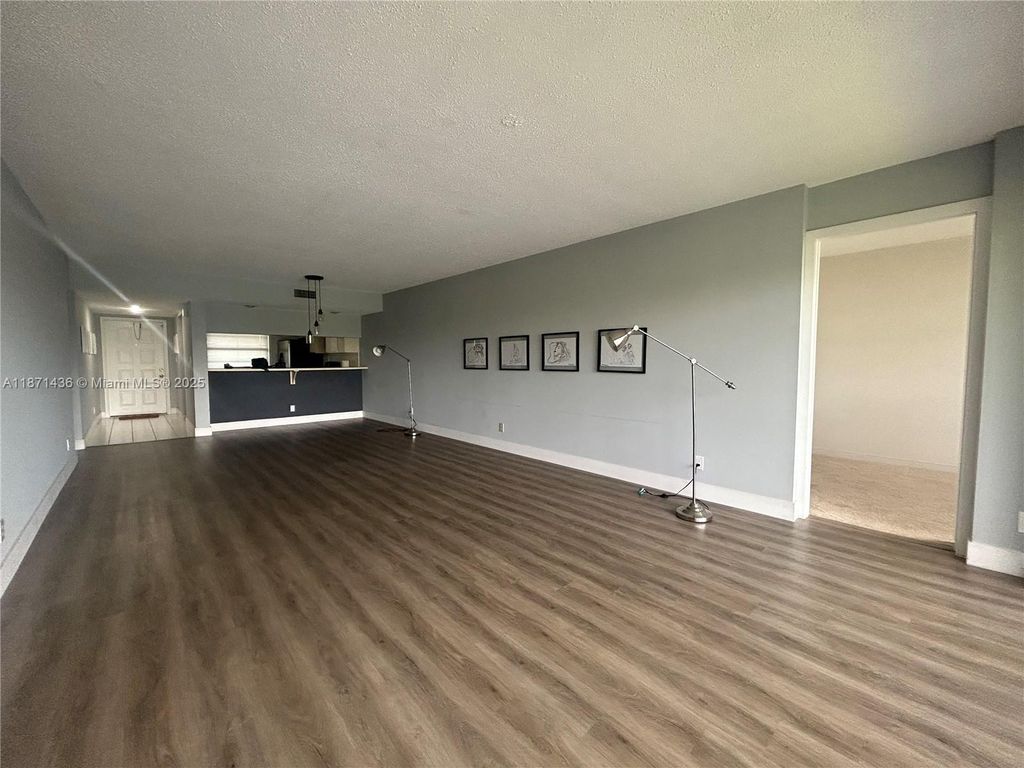 3993 Cypress Reach Ct APT 303, photo 2