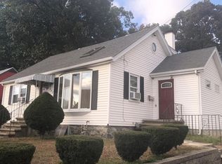 463 Riverside Dr, Lawrence, MA 01841