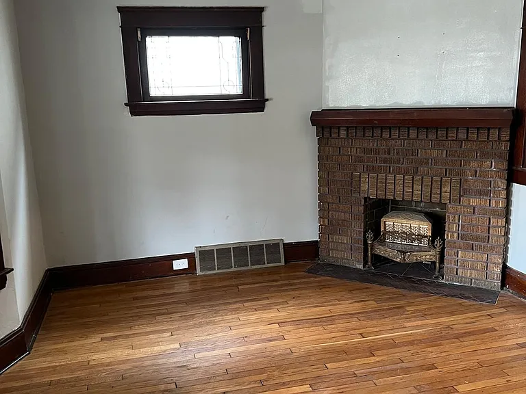 14406 Westropp Ave — Photo 3