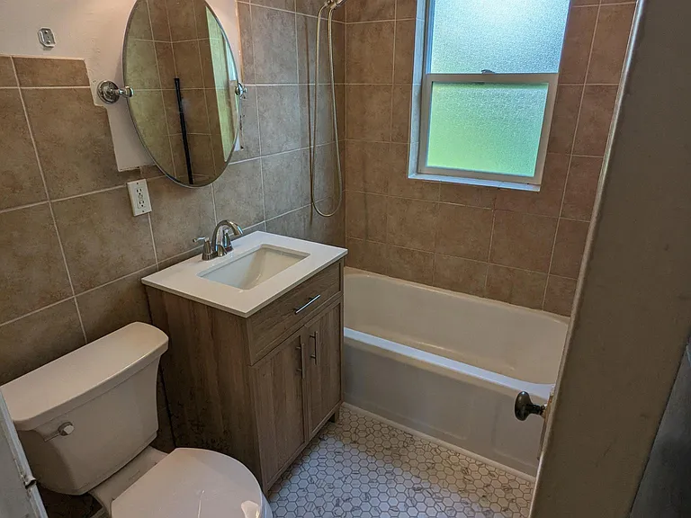 1311 Longs Peak Ave — Photo 5