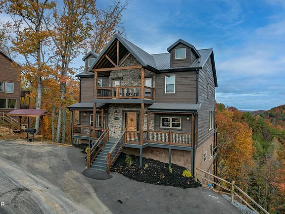 2nd image of 1167 Woodland Trek Ln