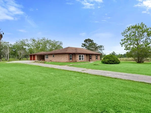 318 County Road 296d, Alvin, TX 77511