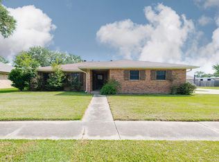 600 Wellington Dr, Houma, LA 70360