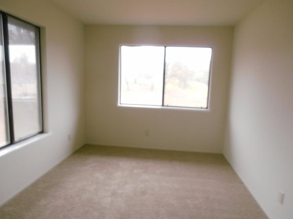 4th image of 2860 Hotchkiss Ct