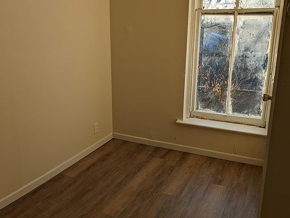4th image of 737 E Sandusky St APT 5