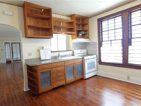 5th image of 2625-27 Calhoun St