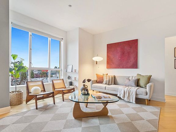2nd image of 585 9th St Unit 443