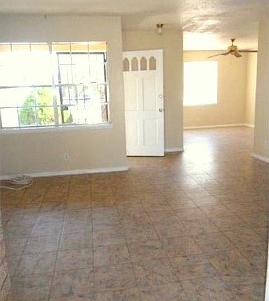 2nd image of 5817 Laramie Cir