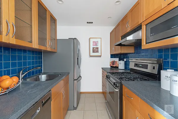 Sold by Keller Williams NYC | media 6