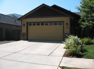 1108 Kamerin Springs Dr, Talent, OR 97540