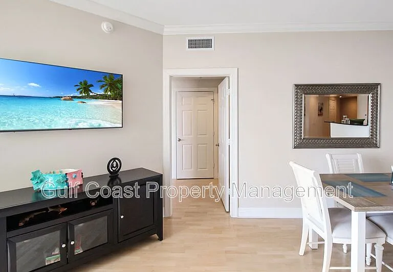 800 N Tamiami Trl #806 — Photo 28