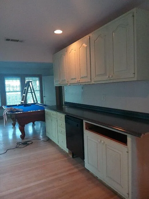 Kitchen stove and refrigerator, dishwasher.