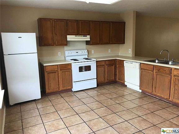 4th image of 10625 Garbacz Dr