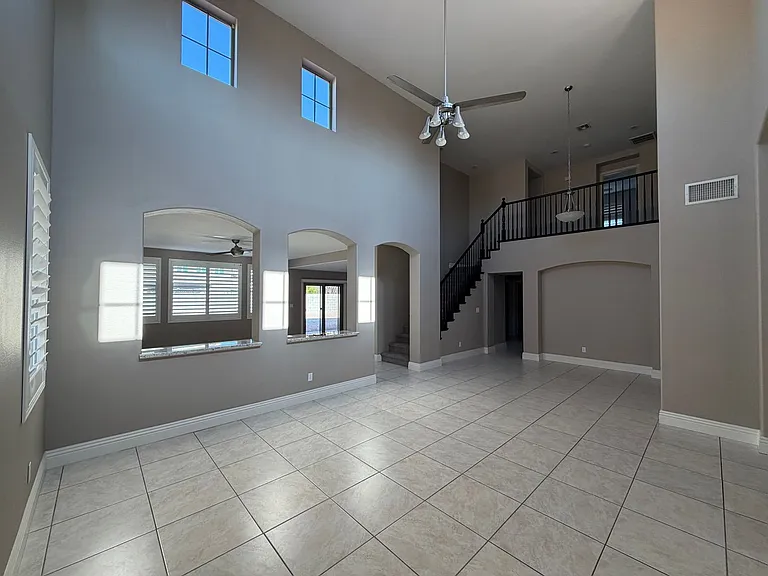 9239 Camden Heights Ct — Photo 3