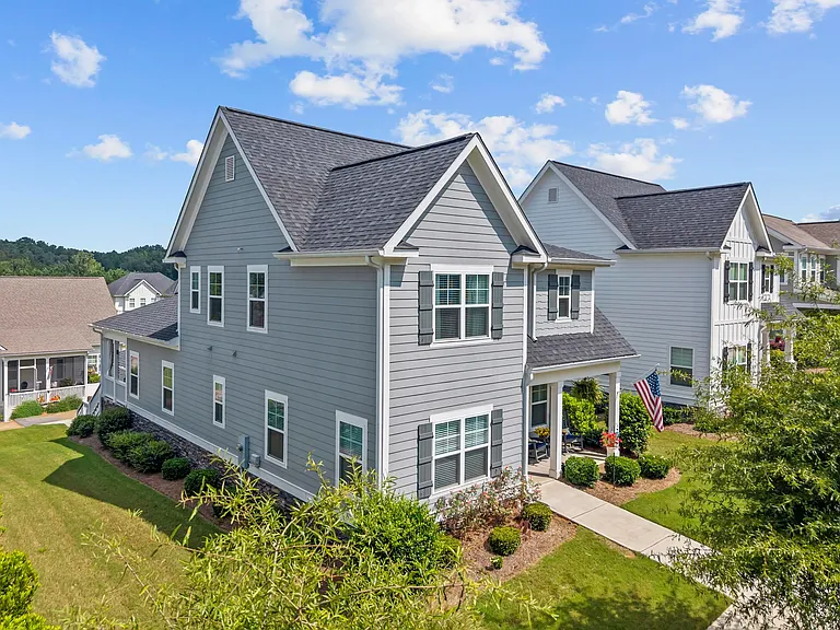1540 Carriage Ridge Dr — Photo 3