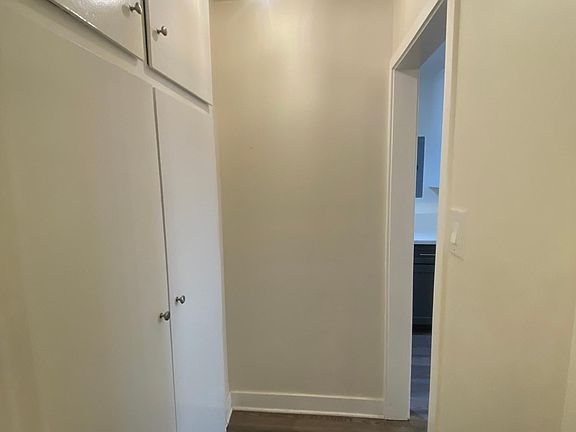 3rd image of 1821 E 5th St #6