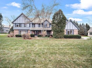 20845 Bartlett Dr, Brookfield, WI 53045