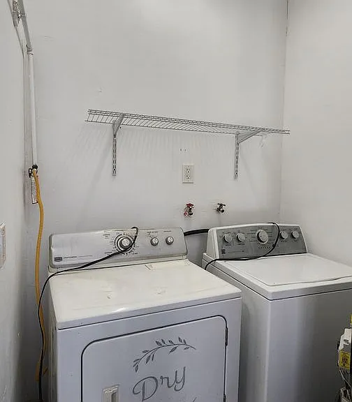 5904 Thorn St — Photo 19
