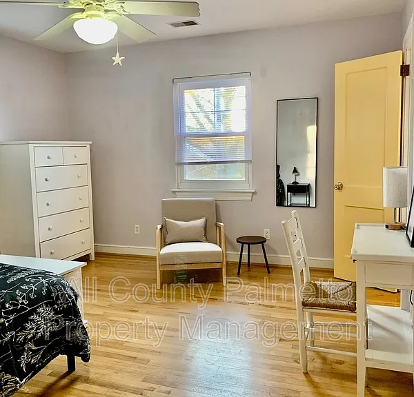 213 Gordon St #B — Photo 9