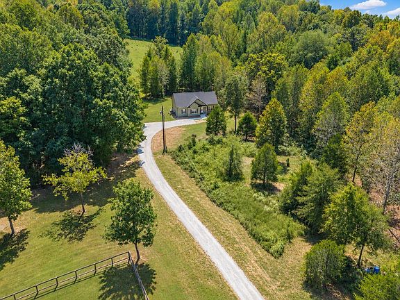 2nd image of 1026 Promise Land Rd