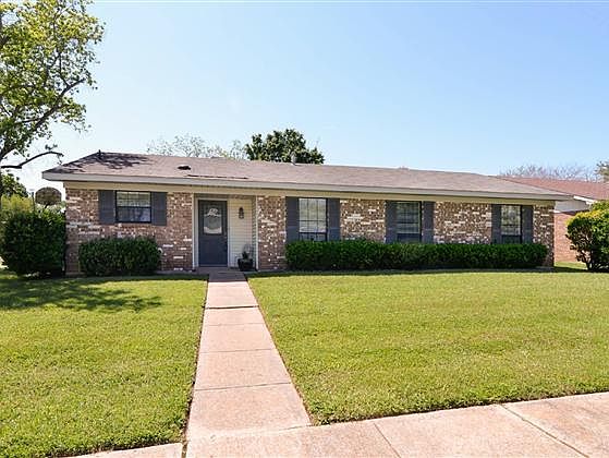 2nd image of 4820 Jeb Stuart Pl
