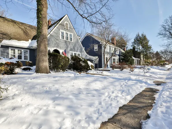 82 Blenheim Rd, Columbus, OH 43214