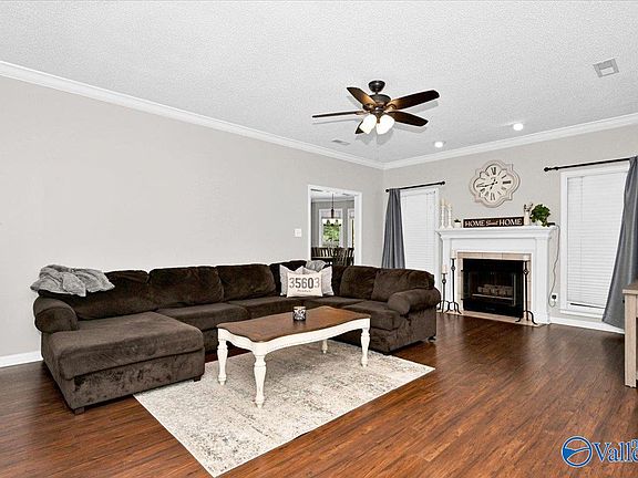 4th image of 3006 Concord Ln SW
